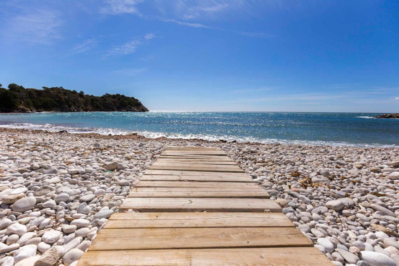 Exclusive Beachside 3 Bedroom Apartment With Pool In Altea Eksteriør bilde